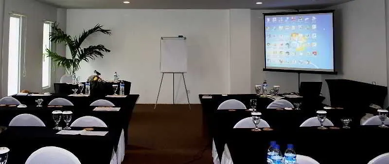 Primebiz Hotel Kuta Kuta Lombok 3*,  Indonésie